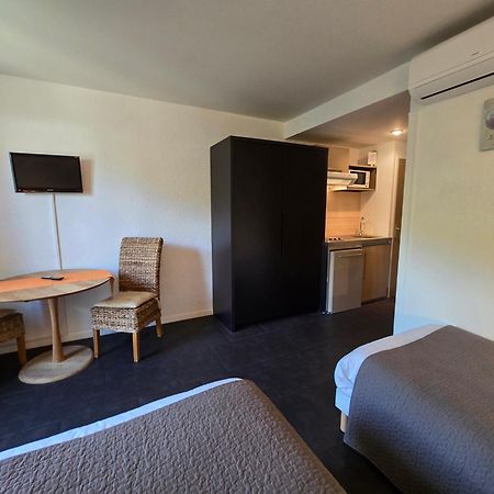 Logis Hotels Le Saint Marc Mollans-sur-Ouveze Exterior photo