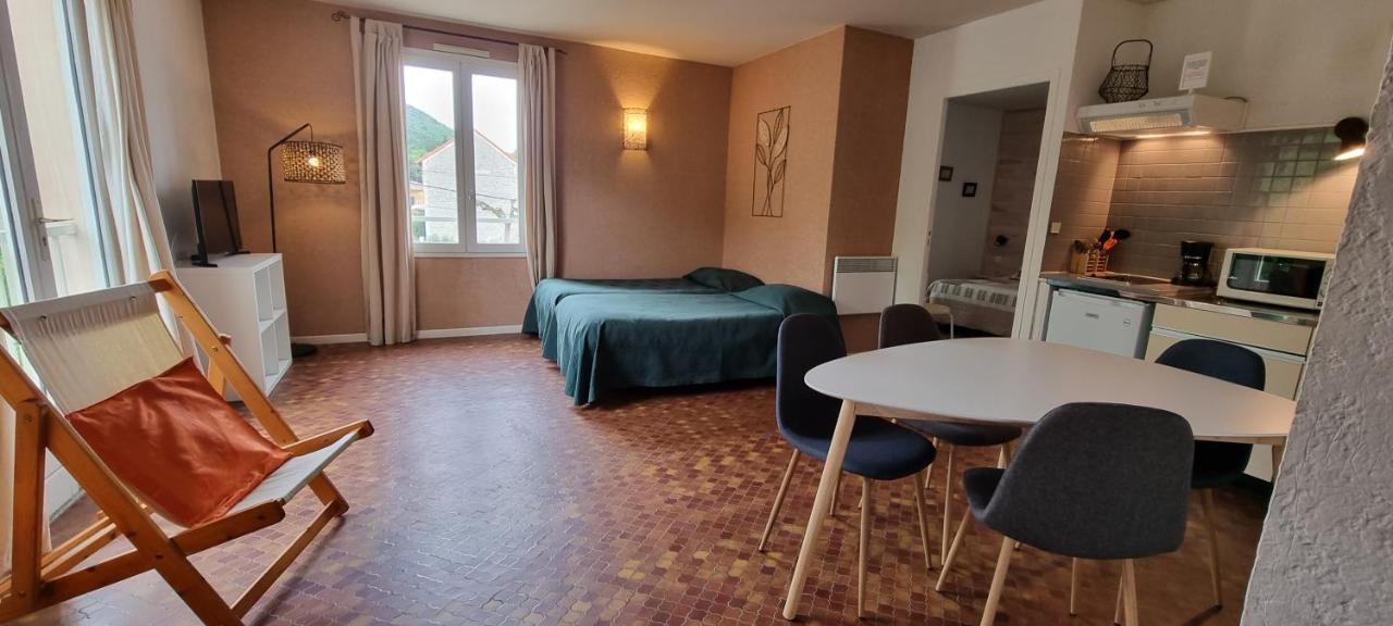 Logis Hotels Le Saint Marc Mollans-sur-Ouveze Exterior photo