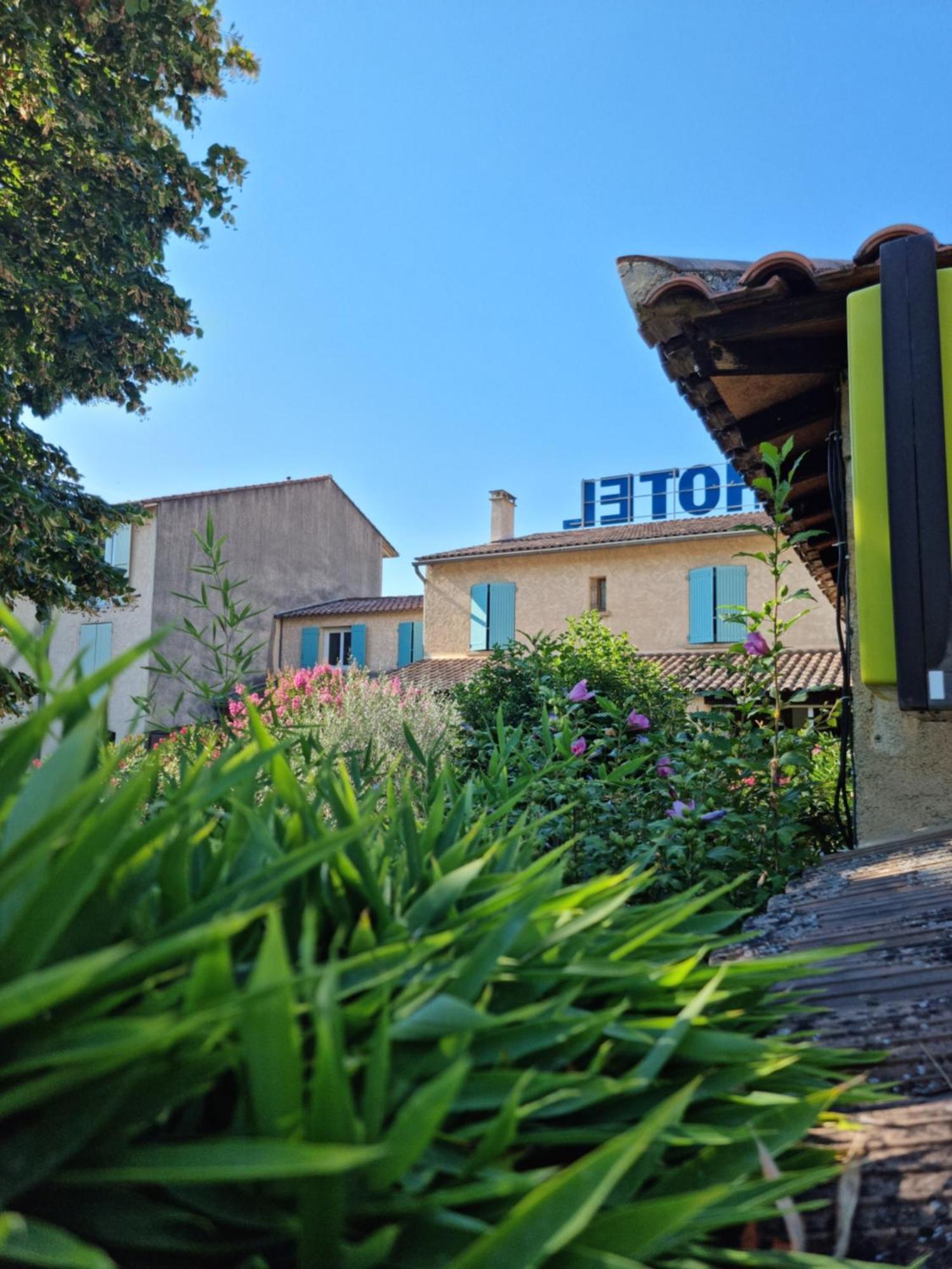 Logis Hotels Le Saint Marc Mollans-sur-Ouveze Exterior photo