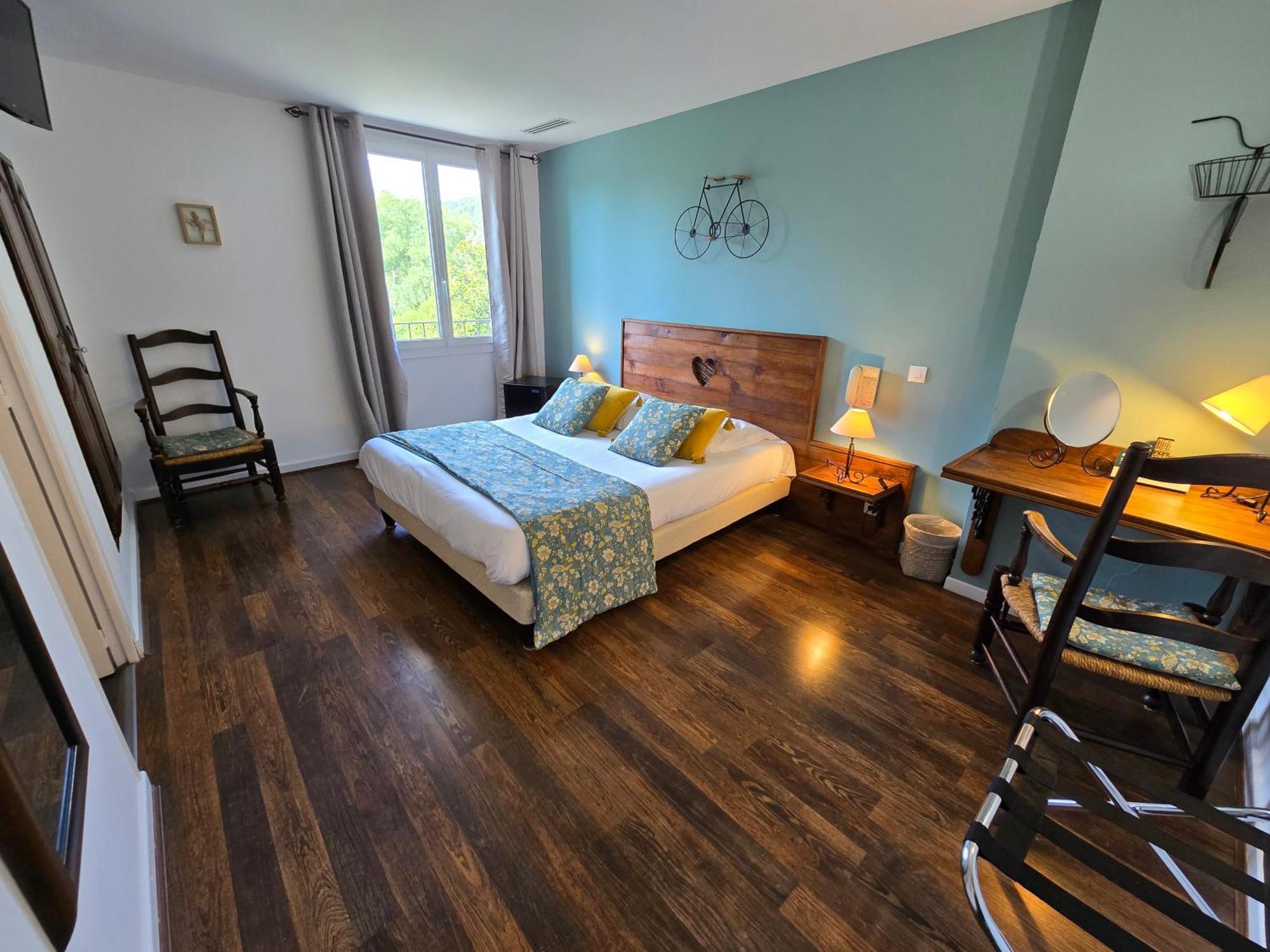 Logis Hotels Le Saint Marc Mollans-sur-Ouveze Exterior photo